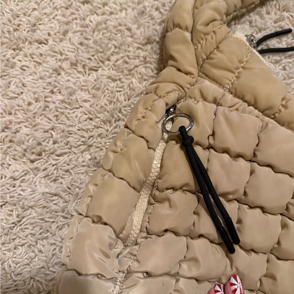 Free People Movement Cream Quilted Women's Bag - Picture 8 of 8
